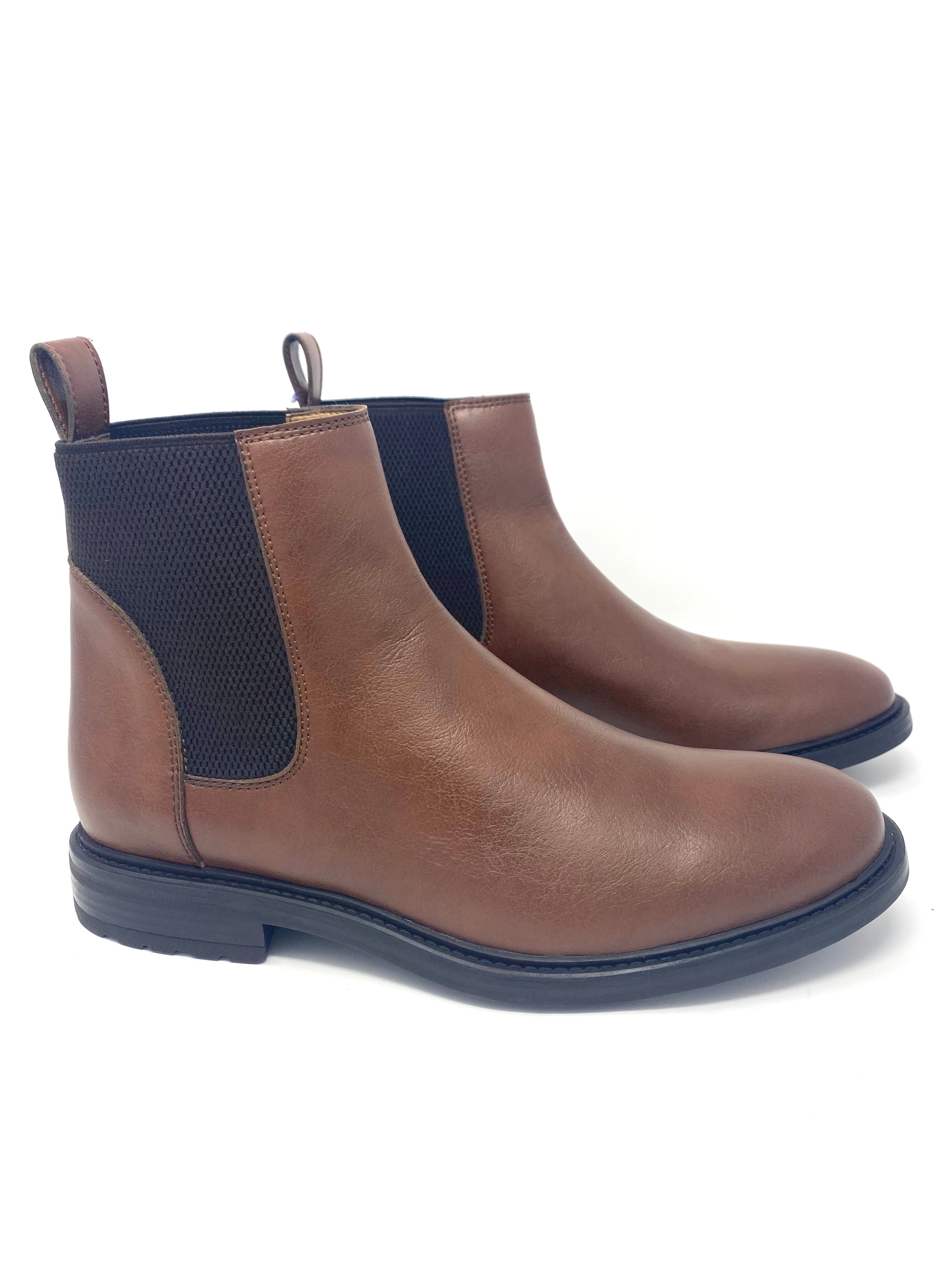 5704 Oscar Chelsea Boot in Tan from Novacas
